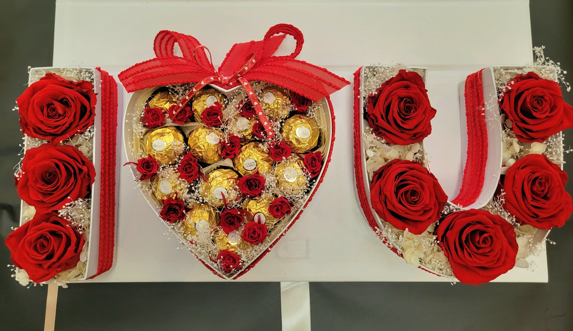 Valentine I love you chocolate box